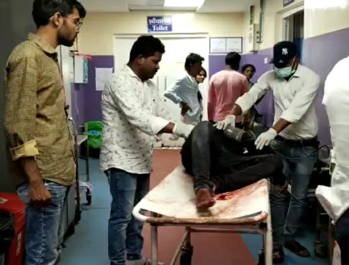 गर्लफ्रेंड की बेवफाई के चलते दो आशिक आपस में भिड़े, एक आशिक ने दूसरे आशिक की चाकू से कर दी हत्या 6 whatsapp image 2023 04 07 at 125604 pm 1680853226