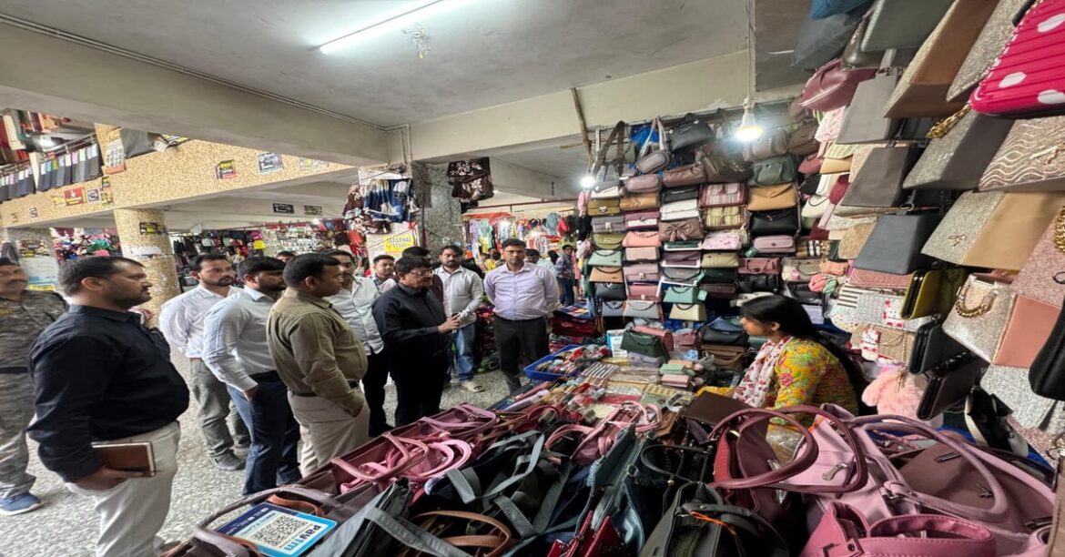 RANCHI MUNICIPAL CORPORATION: आरएमसी में बैठक के बाद बोले अपर प्रशासक- अतिक्रमण करने वालों की खैर नहीं, होल्डिंग टैक्स बकाएदारों पर होगी कार्रवाई