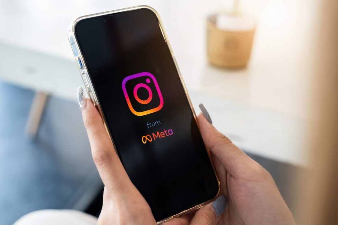 Instagram चलाते-चलाते फुर्र हो जाती है बैटरी? जानें असली वजहें और ठीक करने का आसान तरीका