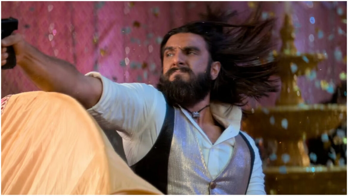 क्रिसमस पर चमकी धुरंधर की किस्मत, तीसरे हफ्ते में रणवीर सिंह की फिल्म ने बॉक्स ऑफिस पर मचाया धमाल | Dhurandhar Box Office Collection Day 21 Ranveer Singh Film Earns 26 Crore in India