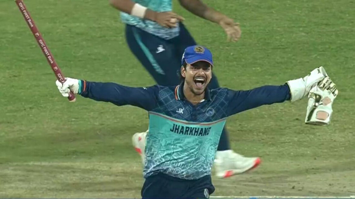 SMAT Final 2025: सैयद मुश्ताक अली ट्रॉफी पर झारखंड का कब्जा, हरियाणा को फाइनल में हराकर रचा इतिहास | Jharkhand team won the final of Syed Mushtaq Ali Trophy 2025