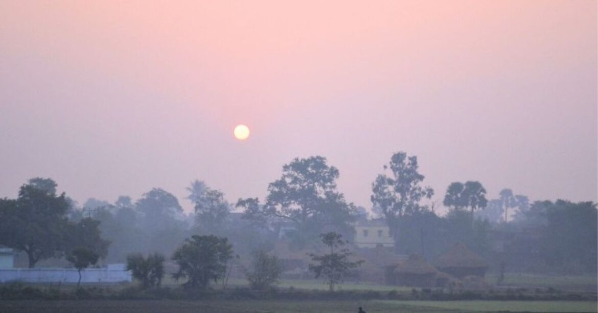 Jharkhand Weather Update : कोहरा और धुंध के बीच बढ़ेगा तापमान, फिर लौटेगी ठंड, IMD ने जारी किया अपडेट