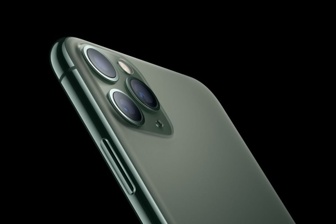 Apple ने iPhone के इस मॉडल को Vintage लिस्ट में किया शामिल, जानें आखिर क्या मतलब है इसका