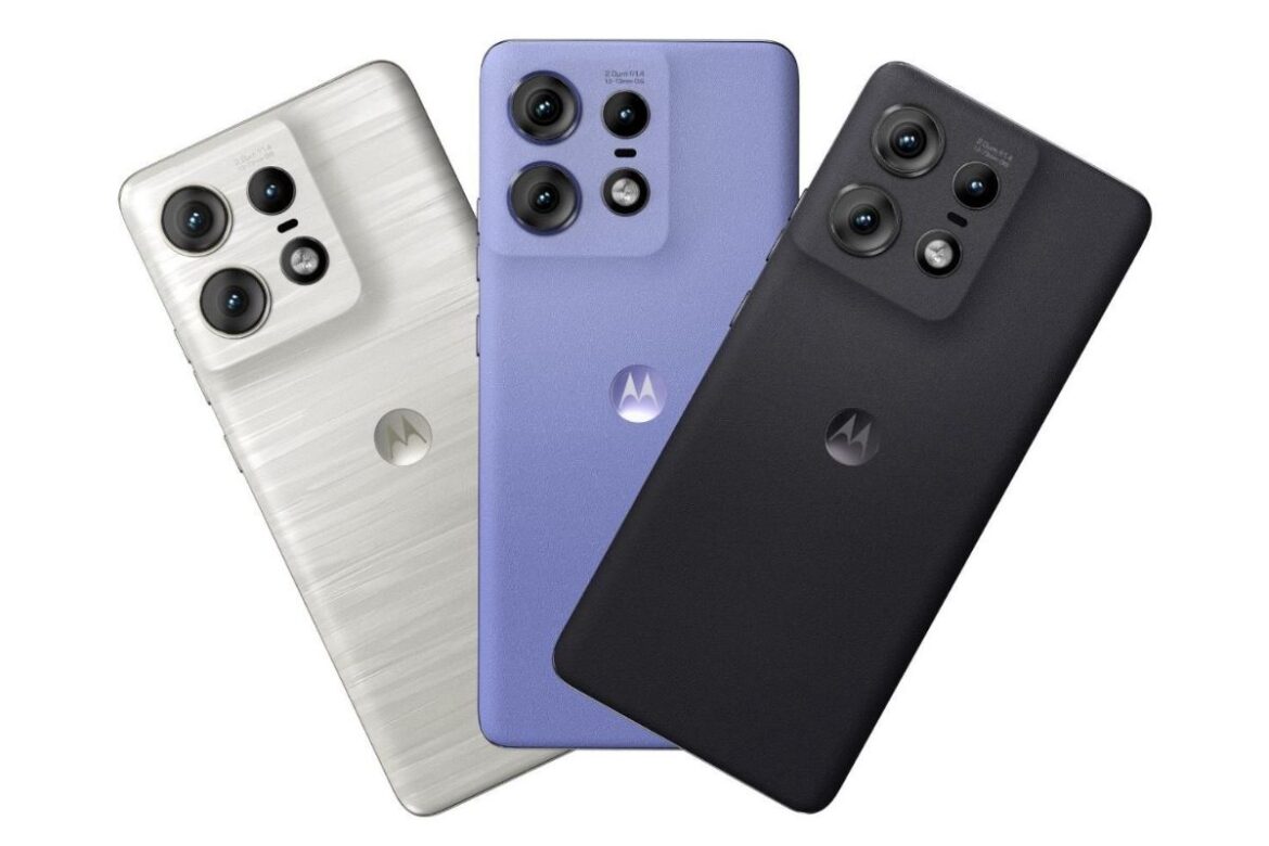 लॉन्च प्राइस से सीधे 12 हजार रुपये सस्ता हुआ Motorola Edge 50 Pro, देखें कहां मिल रही ये जबरदस्त डील