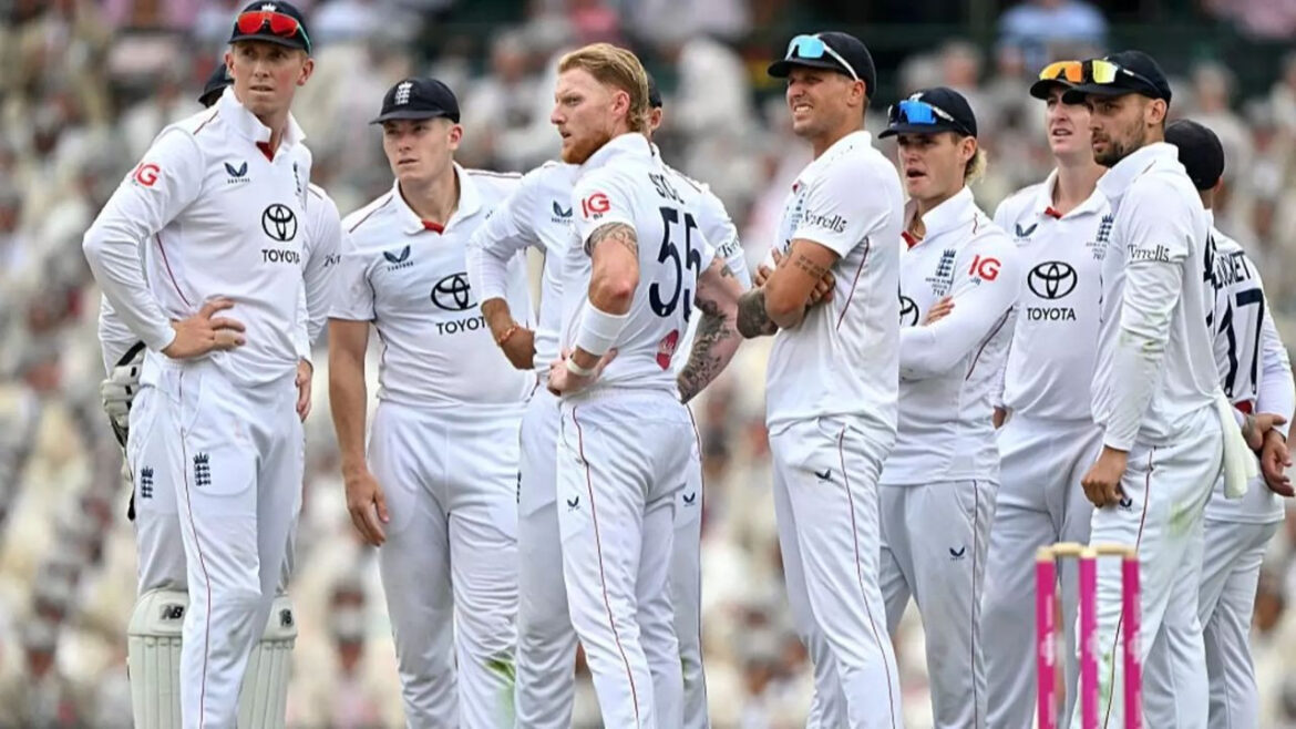 'वे कागजों पर शेर हैं...,' एशेज में करारी हार के बाद इंग्लैंड पर बुरी तरह भड़के सुनील गावस्कर | sunil gavaskar slams england cricket team bazball style after lose ashes 2025 26