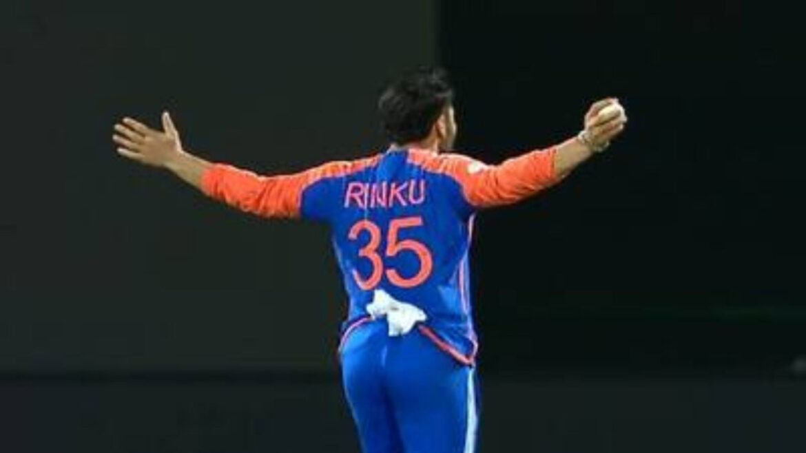 IND vs NZ: फिल्डिंग में चमके रिंकू सिंह, ऐसा करने वाले बने दूसरे भारतीय खिलाड़ी | IND vs NZ Rinku singh became 2nd indian player to take 4 catches in one t20 match