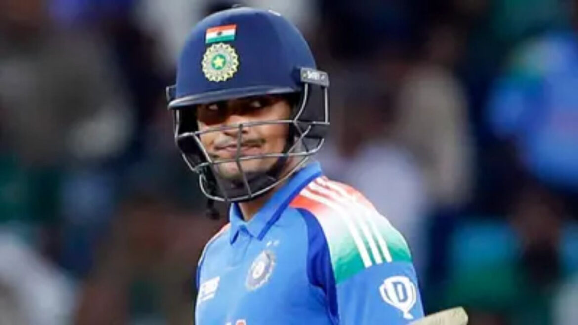 'फ्लैट पिच का खिलाड़ी...,' शुभमन गिल वापसी के बाद बुरी तरह से हुए फ्लॉप, फैंस ने सोशल मीडिया पर जमकर किया ट्रोल | shubman gill scored 11 runs in vijay hazare trophy after return from injury