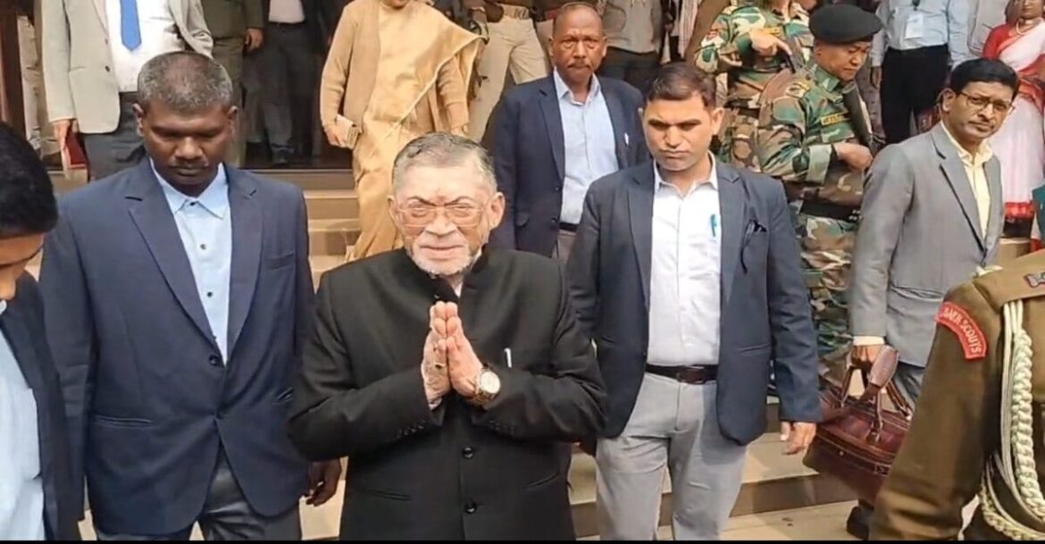 Jamshedpur News : XLRI में राज्यपाल ने किया अंतरराष्ट्रीय सम्मेलन का शुभारंभ, पर्यावरण व मानव स्वास्थ्य पर शोध को मिला नया मंच