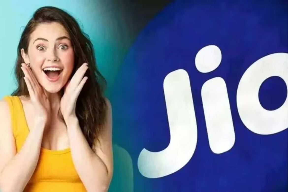 449 रुपये में एक्टिव रहेंगे 4 सिम, Jio के फैमिली पोस्टपेड प्लान में मिलेगा कॉलिंग-डेटा और भी कई बेनिफिट्स