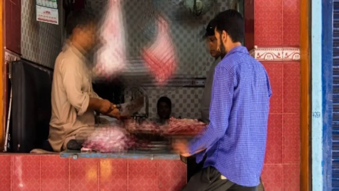 बिहार में अब खुले में नहीं बिकेगा मांस,लागू हुआ UP मॉडल