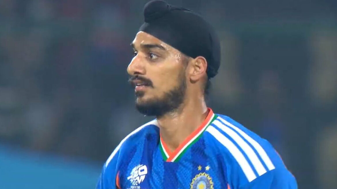 अर्शदीप ने T20 वर्ल्ड कप में रचा इतिहास, T20 क्रिकेट में पूरे किए 250 शिकार, क्रिस्टियानो रोनाल्डो का आइकॉनिक सेलिब्रेशन भी किया