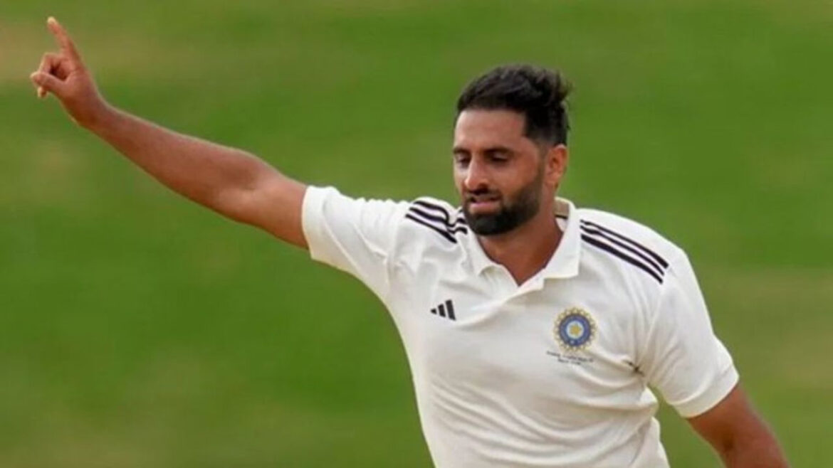 Ranji Trophy Final: आकिब नबी की कातिलाना गेंदबाजी, वीडियो में देखें कैसे केएल राहुल को निपटाया? |  Ranji Trophy Final Auqib Nabi wicket KL Rahul watch video Karnataka Vs Jammu And Kashmir