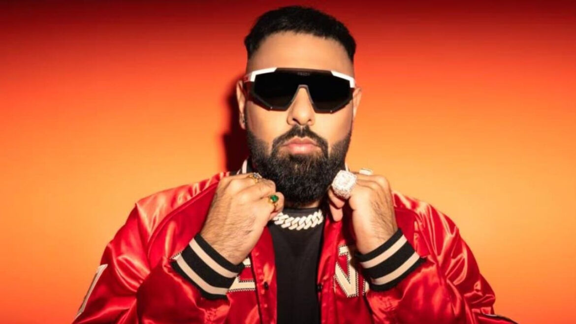 'टटीरी' गाने को लेकर रैपर बादशाह पर लटकी गिरफ्तारी की तलवार, पुलिस ने दर्ज की FIR | Badshah new song Tateeree sparks controversy Haryana Police to initiate lookout notice against singer featuring schoolgirls