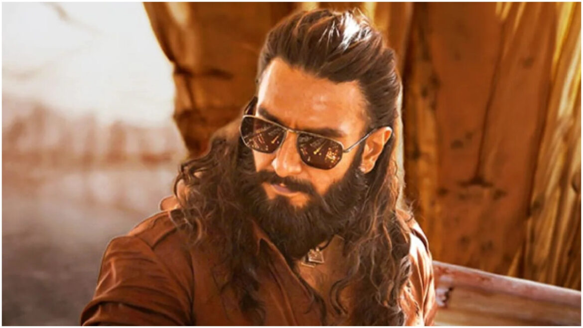 Dhurandhar 2 Collection Day 11: संडे को 'धुरंधर 2' ने मचाई 'तबाही', रणवीर सिंह की फिल्म ने बॉक्स ऑफिस पर की जबरदस्त कमाई | Dhurandhar 2 Box Office Collection Day 11 Ranveer Singh Aditya Dhar Film Beats Pushpa 2