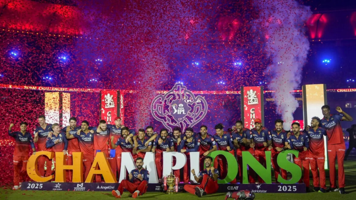 'हम VIP हैं, लाइन में खड़े नहीं हो सकते...', विधायक जी ने IPL को लेकर कर डाली ये बड़ी डिमांड | IPL 2026 KSCA controversy VIP culture IPL tickets Congress MLA Vijayanand Kashappanavar demands ticket