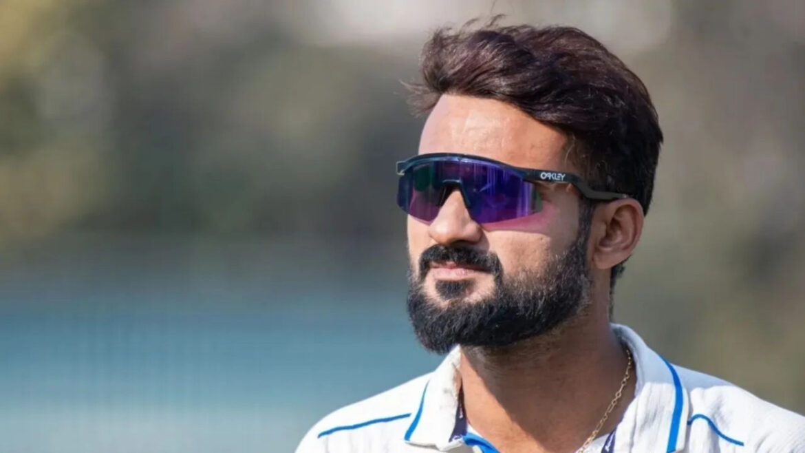 IPL 2026: KKR ने आकाश दीप के रिप्लेसमेंट का किया ऐलान, दुबे को टीम में किया शामिल | IPL 2026 KKR Announces Akash Deep Replacement Saurabh Dubey Included in Team