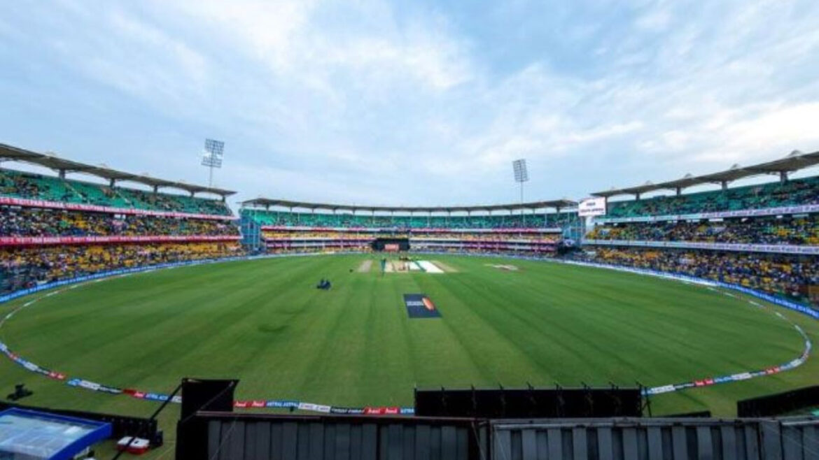 IPL 2026, CSK vs RR: गुवाहाटी में बल्लेबाज मचाएंगे तबाही या गेंदबाज उड़ाएंगे गिल्लियां | IPL 2026 CSK vs RR pitch report weather forecast predicted playing xi sanju samson ravindra Jadeja