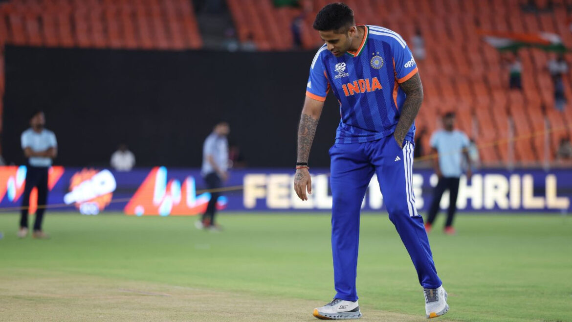 T20 world cup 2026 final में 'स्पिनर्स या बल्लेबाज' कौन करेगा राज? जानें अहमदाबाद की पिच क्यों बन सकती है सबसे बड़ा एक्स-फैक्टर