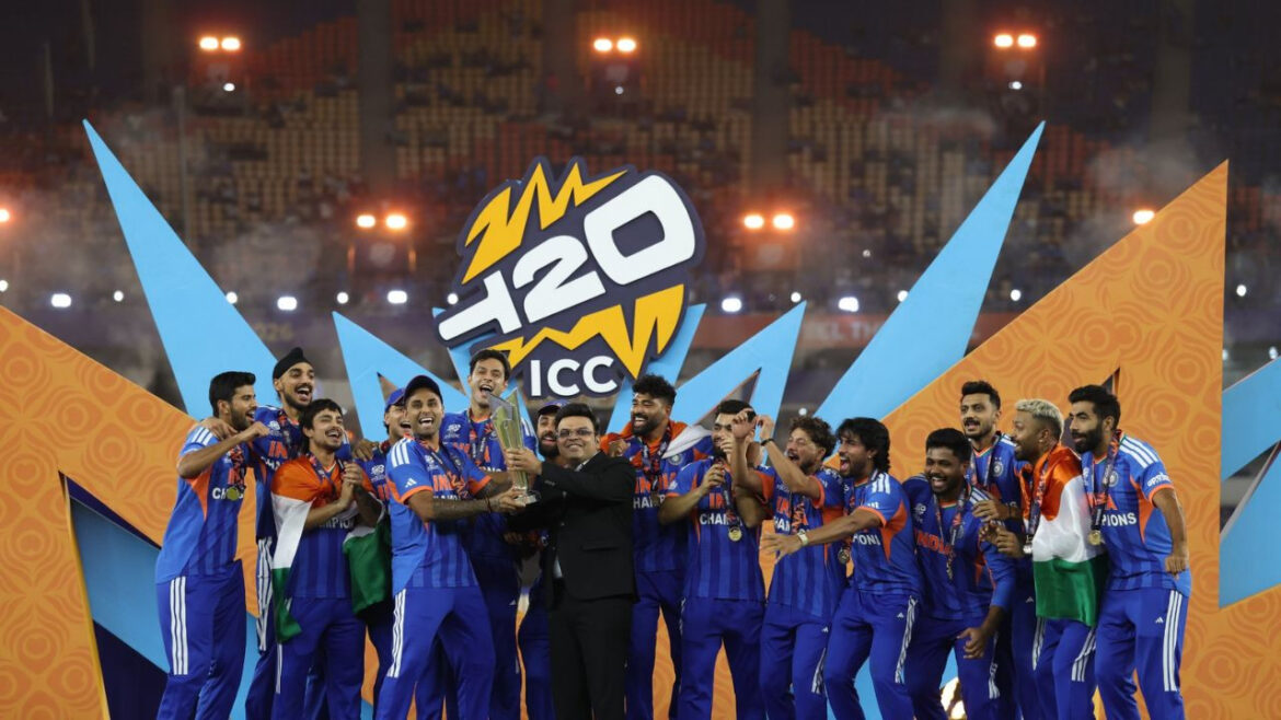 BCCI ने T20 WC 2026 जीतने पर टीम इंडिया को दिया बंपर इनाम, खिलाड़ियों पर होगी 131 करोड़ की बारिश | bcci announce131 crore prize money for t20 world cup title wining team india