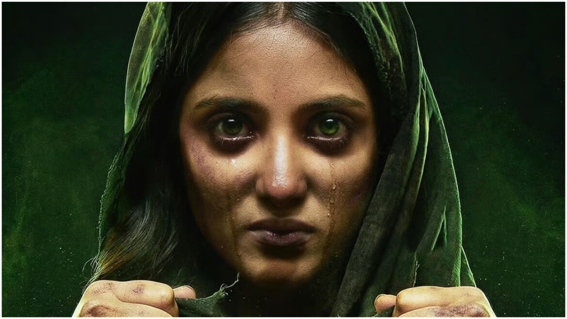 इंडिया-वेस्टइंडीज के करो या मरो मैच के बावजूद नहीं रूकी 'केरला स्टोरी-2', कमाई में तीसरे दिन इन फिल्मों को छोड़ा पीछे | The Kerala Story 2 Box Office Collection Day 3 Weekend Growth India West Indies Match