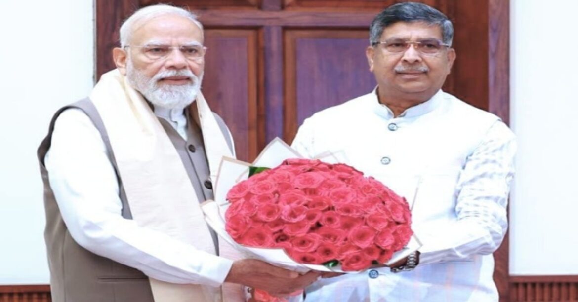 JHARKHAND BJP NEWS: भाजपा प्रदेश अध्यक्ष आदित्य साहू ने पीएम मोदी से की मुलाकात, दी बधाई